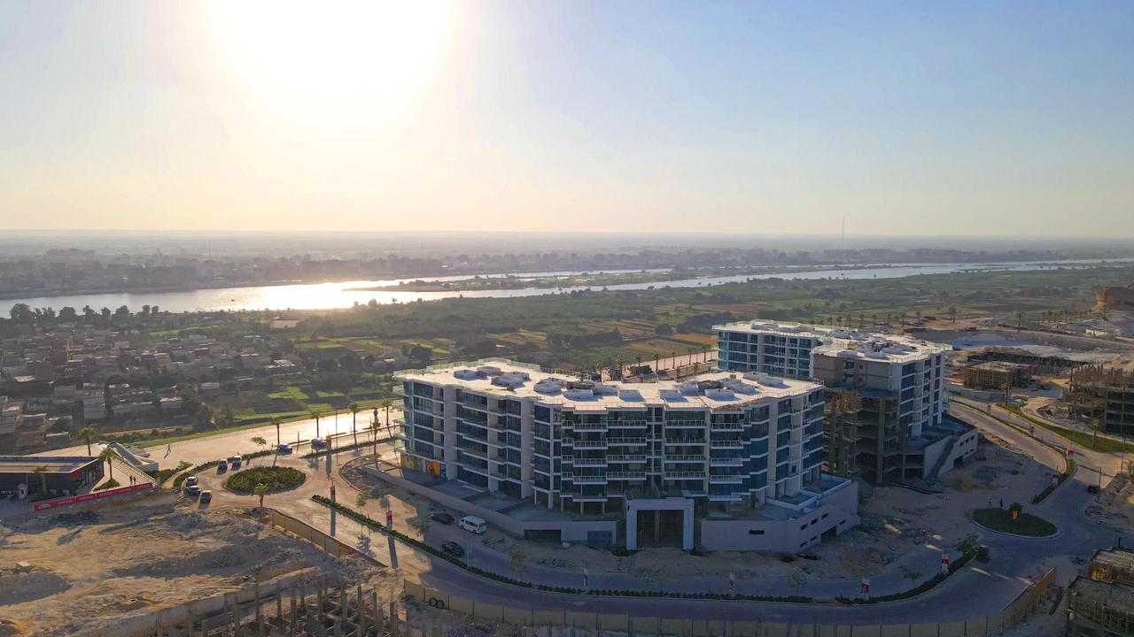 عامر جروب تسلم 198 وحدة سكنية فاخرة بمبنى الأيقونك في بورتو المنيا